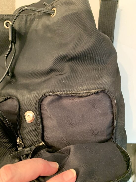 Coach vintage fabric drawstring backpack #E1J-7432 pre owned top hanger broken main image 12